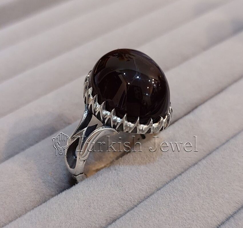 Dark Black Aqeeq Black Agate Stone and red inside yemen aqiq ring 925 silver 10 e1691945873483 Turkish Jewel