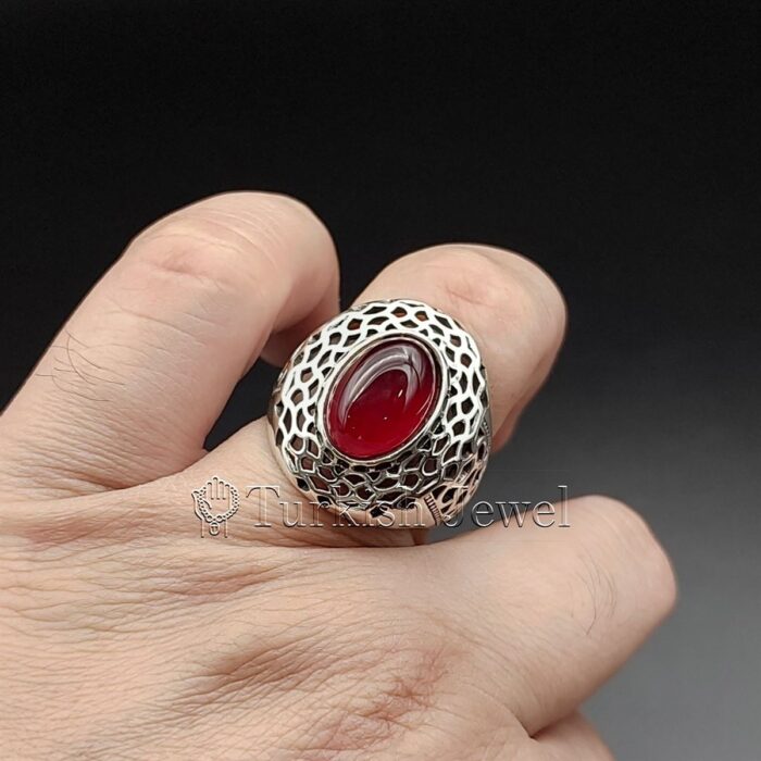 NATURAL BROWN AGATE STONE RING SILVER 8 Turkish Jewel <h3>Hand Engraved Ring - Red Yemen Agate</h3> Superior Quality Handmade Design on Sides. Pure and Natural Red Aqeeq (Red Agate) stone. Heavy and strong ring made with 925 Silver metal. <p class="LC20lb MBeuO DKV0Md">⭐ Highest Quality Silver 925</p> ⭐ Durable & Strong Design <p class="LC20lb MBeuO DKV0Md">⭐ Lifetime Silver Gurantee</p>