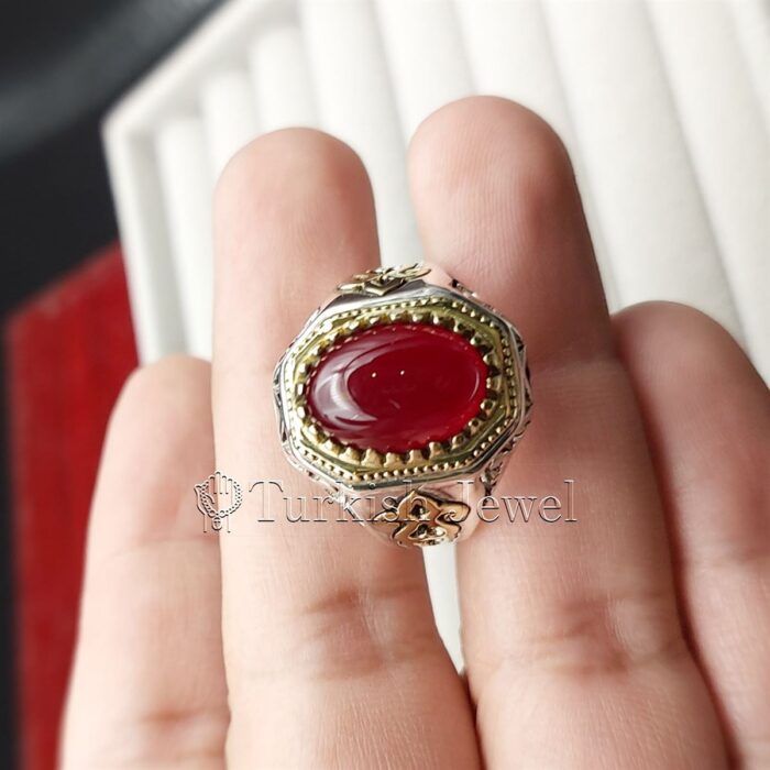Natural Agate Ring 925 Silver Yemen Agate Irani Aqeeq Aqiq Stone Real 18 Turkish Jewel <h3>Design by Hand Engraved</h3> <h4>Red Brown Color Agate</h4> Superior Quality Handmade Design on Sides. Pure and Natural Red Aqeeq (Brown Agate) stone. Heavy and strong ring made with 925 Silver metal. <p class="LC20lb MBeuO DKV0Md">⭐ Highest Quality Silver 925</p> ⭐ Durable & Strong Design <p class="LC20lb MBeuO DKV0Md">⭐ Lifetime Silver Gurantee</p>