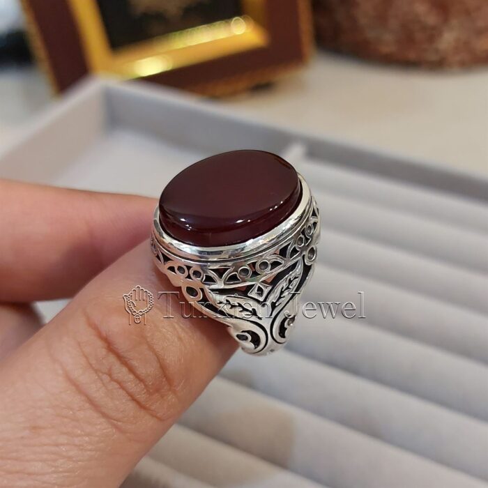 Natural Agate Ring 925 Silver Yemen Agate Irani Aqeeq Aqiq Stone Real 5 5 Turkish Jewel <h3>Hand Engraved - Brown Agate</h3> Superior Quality Handmade Design on Sides. Pure and Natural Brown Aqeeq (Brown Agate) stone. Heavy and strong ring made with 925 Silver metal. <p class="LC20lb MBeuO DKV0Md">⭐ Highest Quality Silver 925</p> ⭐ Durable & Strong Design <p class="LC20lb MBeuO DKV0Md">⭐ Lifetime Silver Gurantee</p>