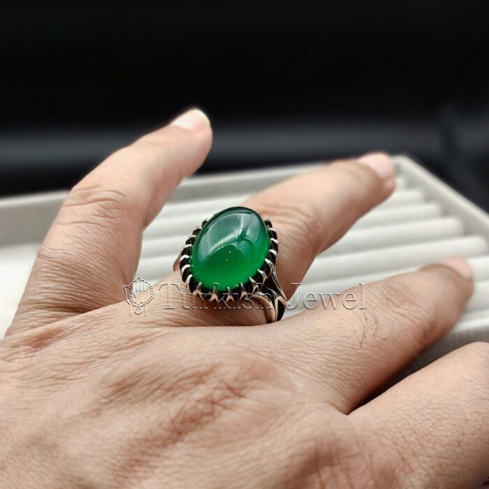 Natural Green Agate Sabz Aqeeq Ring 925 Silver 4 Turkish Jewel <h3>Hand Engraved - Green Agate</h3> Superior Quality Handmade Design on Sides. Pure and Natural Green Aqeeq (Sabz Agate) stone. Heavy and strong ring made with 925 Silver metal. <p class="LC20lb MBeuO DKV0Md">⭐ Highest Quality Silver 925</p> ⭐ Durable & Strong Design <p class="LC20lb MBeuO DKV0Md">⭐ Lifetime Silver Gurantee</p>